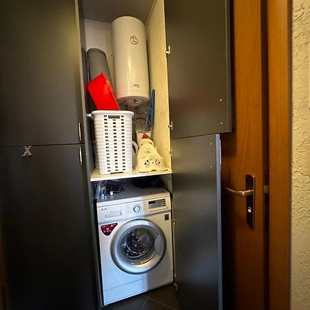 Apartment Lavender, Near To Airport Sofia Bagian luar foto